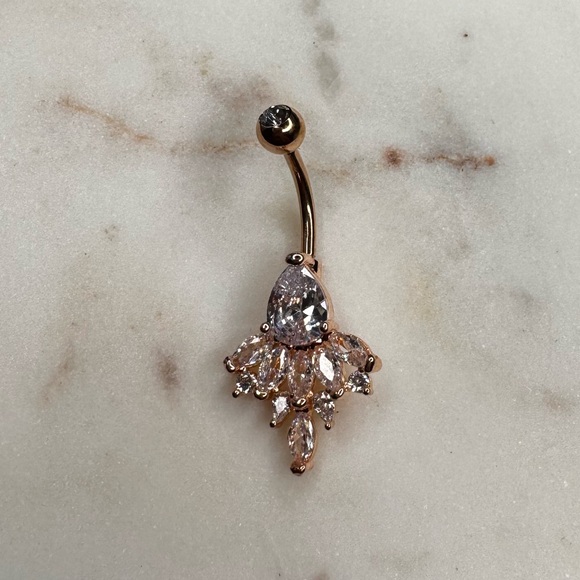Belly Button Ring - Picture 1 of 7